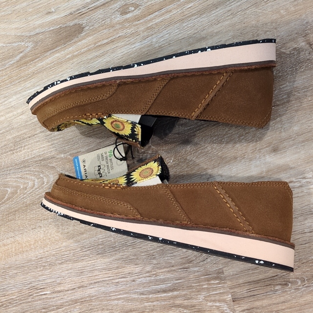 💛🌻 New In Box Ariat Sunflower Patterned Loafers Women's size 8.5 B Medium 🌻💛 - Picture 7 of 13